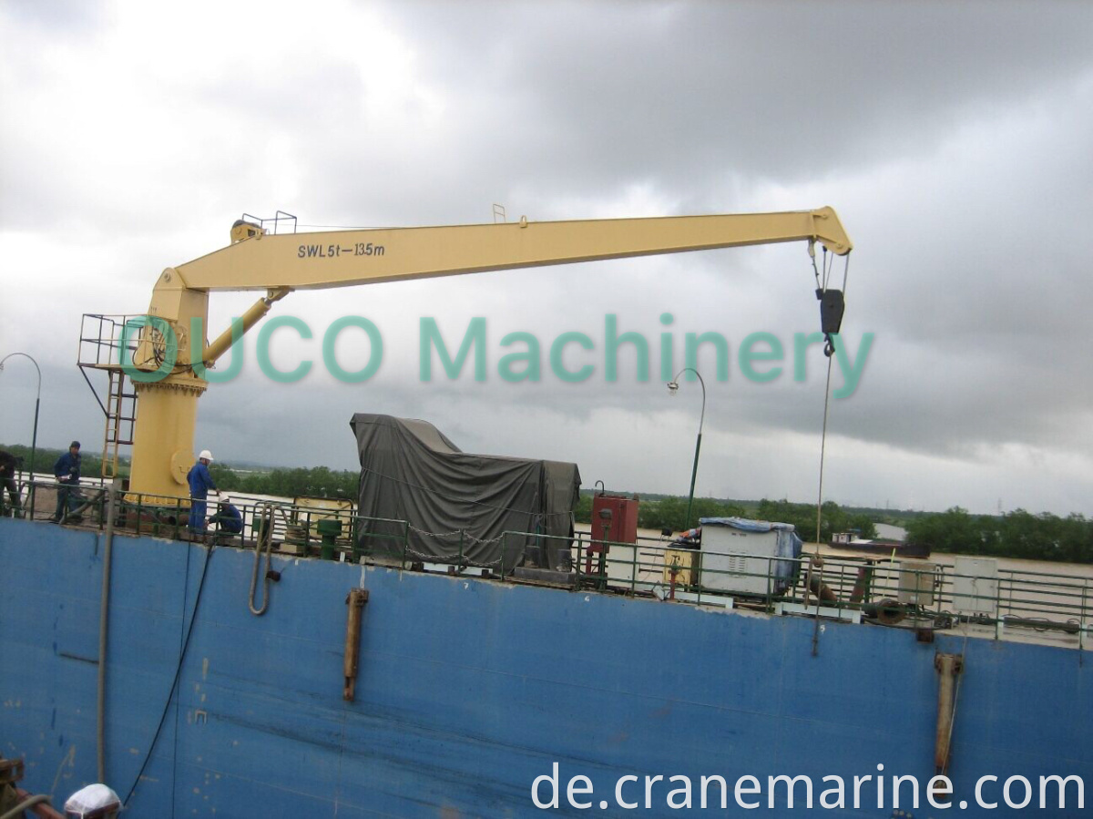 5 Tonnen 13,5 m steifes Boom Kran Marine Crane für Werft